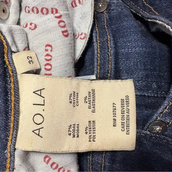 Alice + Olivia Dark Blue High Rise Jeans - Picture 5 of 5